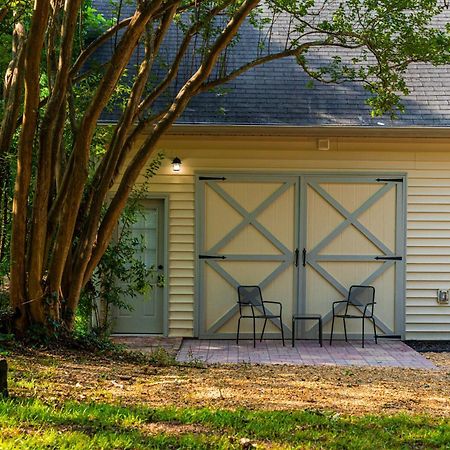 Peaceful & Modern Historic Norcross Home Exterior photo